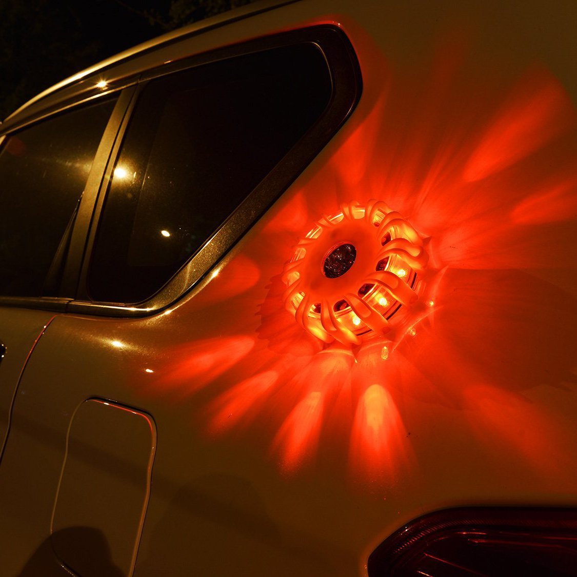 Magnetic LED Emergency Safety Flare Set (Set Of 2)